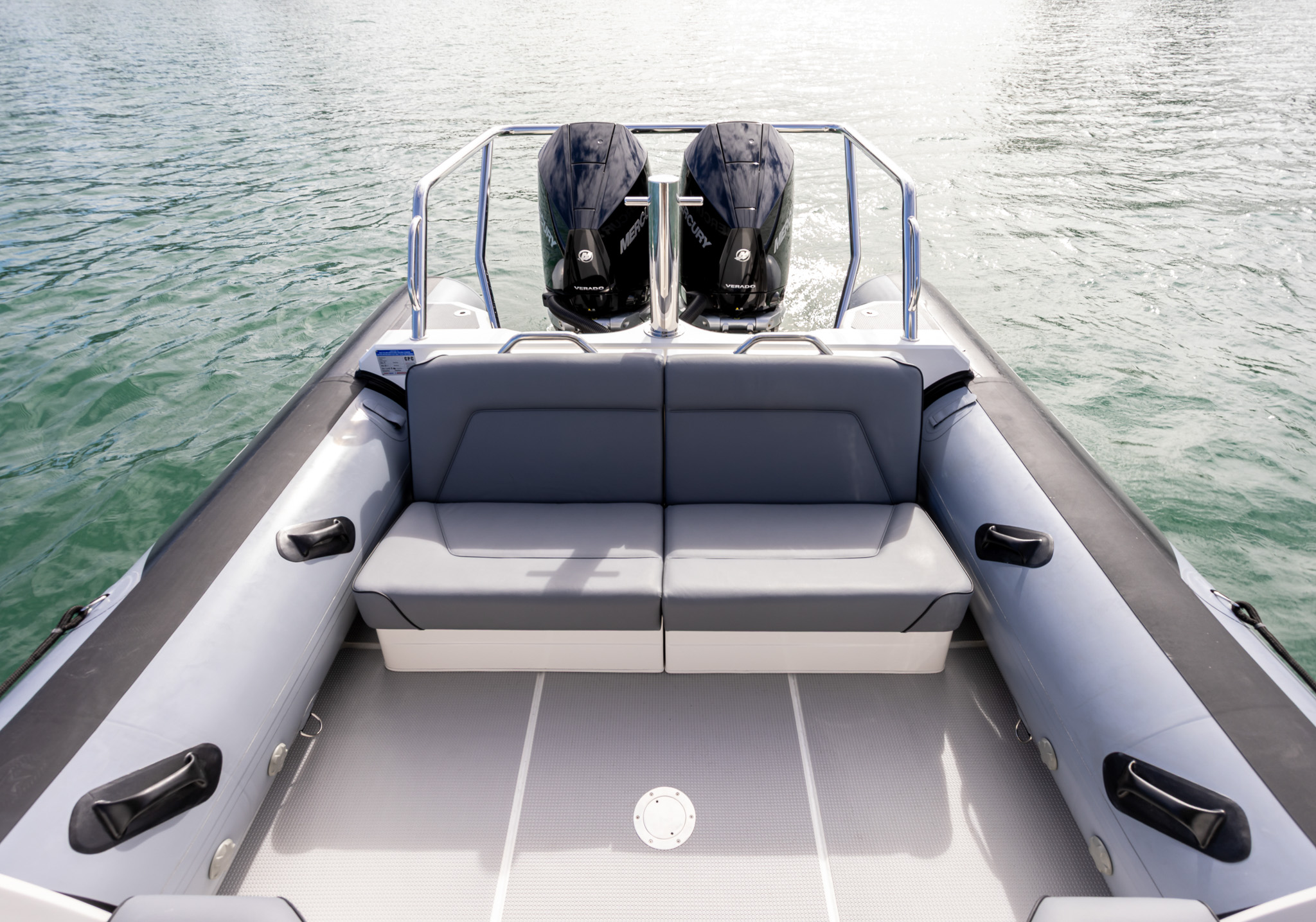 Optional Luxury Transom Seats