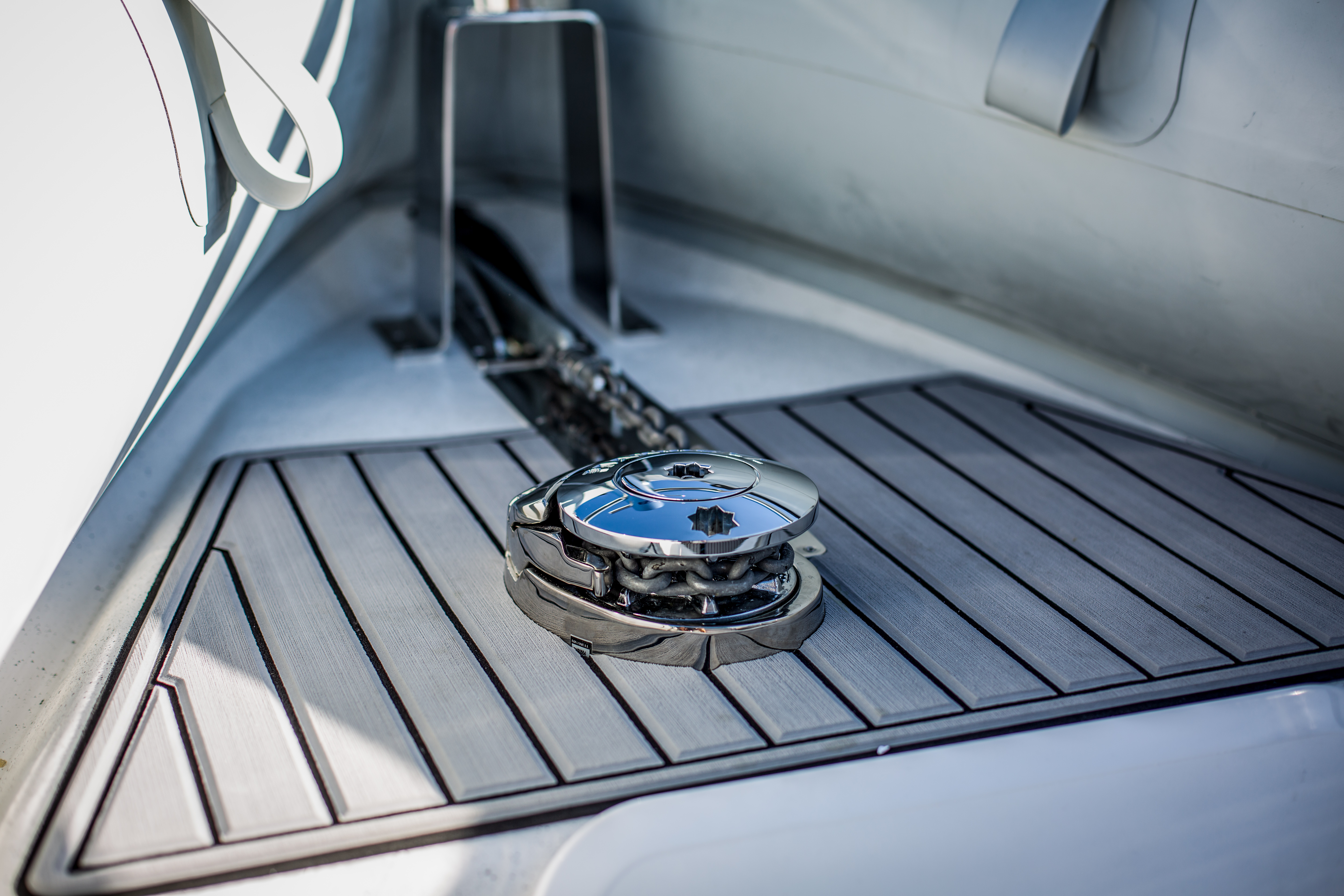 OPTIONAL THRU-HULL ANCHORING SYSTEM